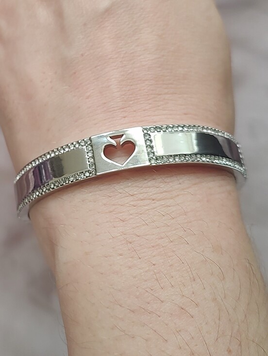 kate spade Jewelry - Kate Spade Hinge Bracelet